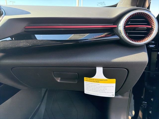 New 2026 Chevrolet Trax RS w/ Sunroof Package image 13