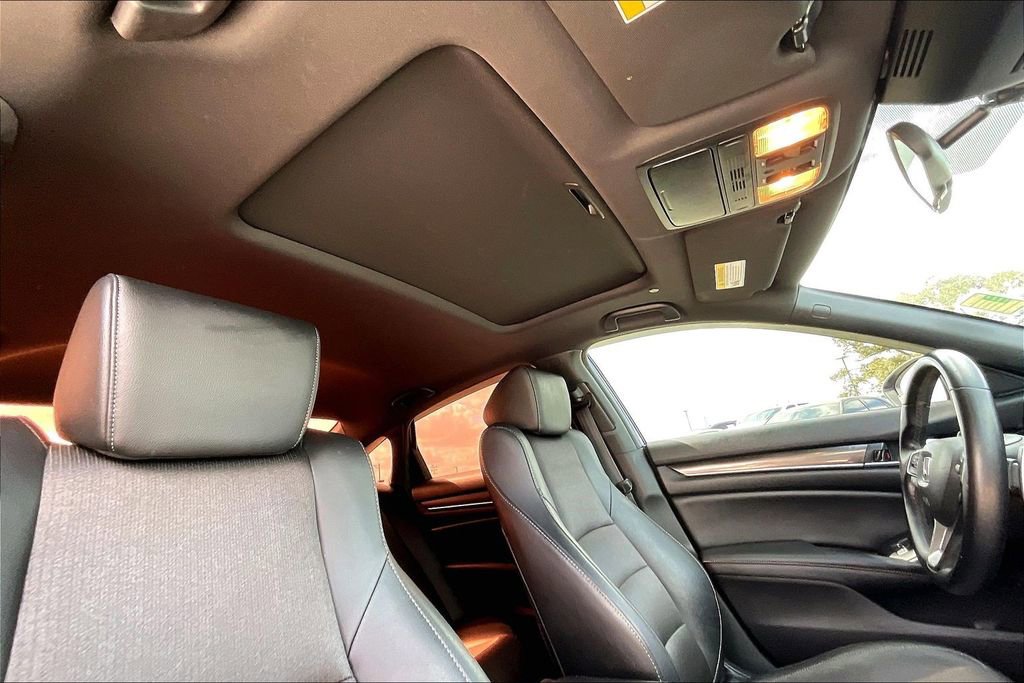 Used 2019 Honda Accord Sport image 28