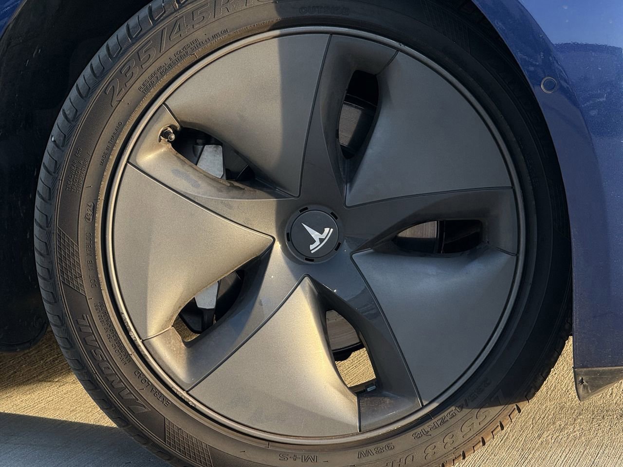 Used 2019 Tesla Model 3 Standard Range image 9