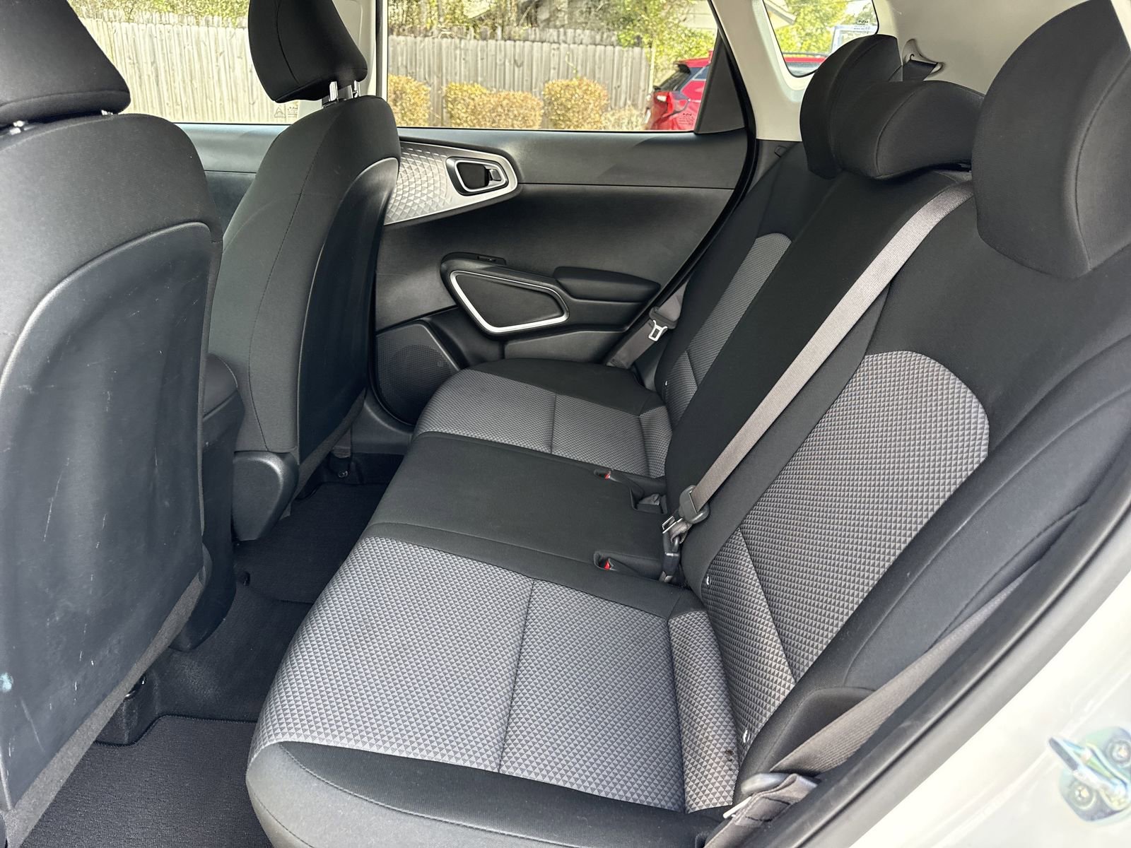 Used 2024 Kia Soul LX w/ LX Technology Package image 10