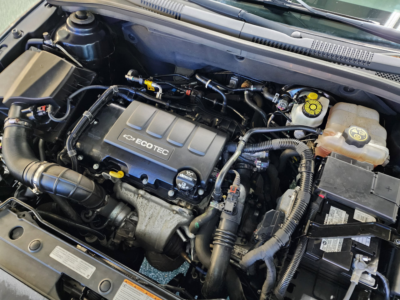 Used 2016 Chevrolet Cruze LT image 37