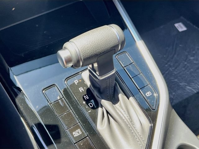New 2026 Kia Niro LX FWD image 16