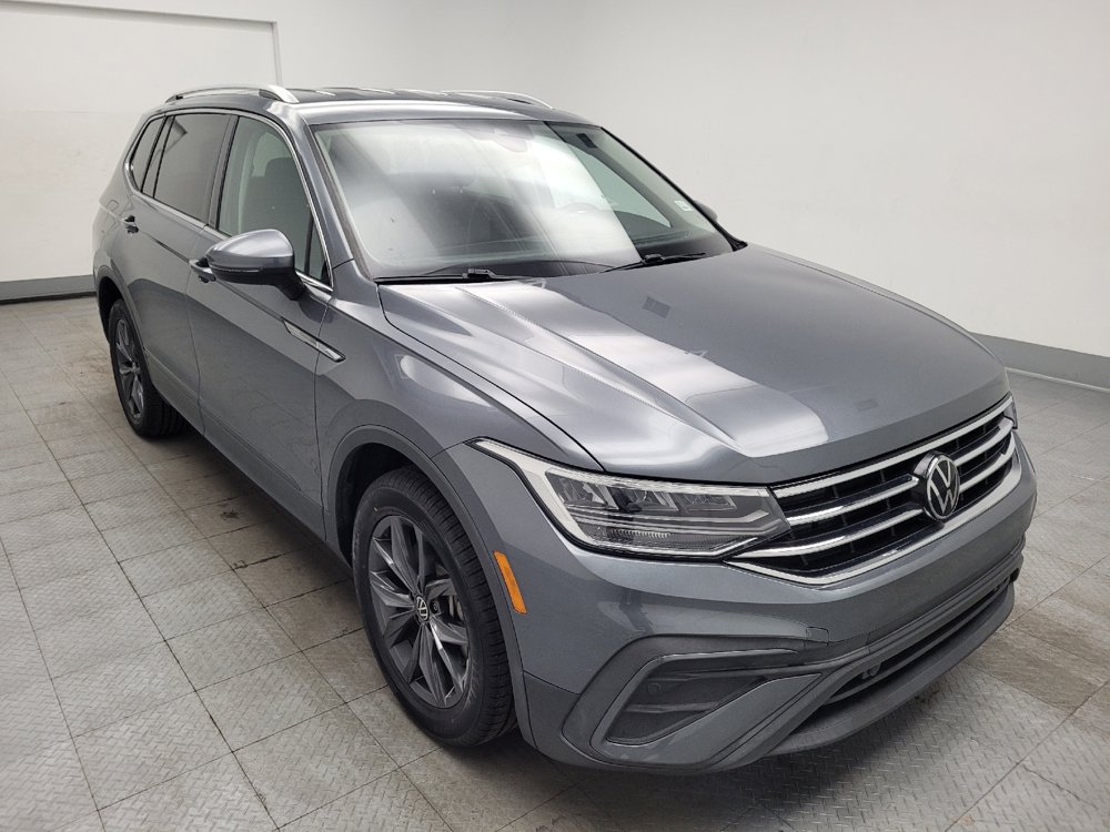 Used 2024 Volkswagen Tiguan SE FWD image 13