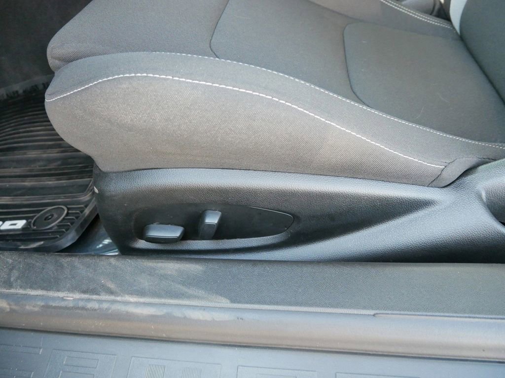 Used 2023 Chevrolet Camaro LT w/ Technology Package image 8