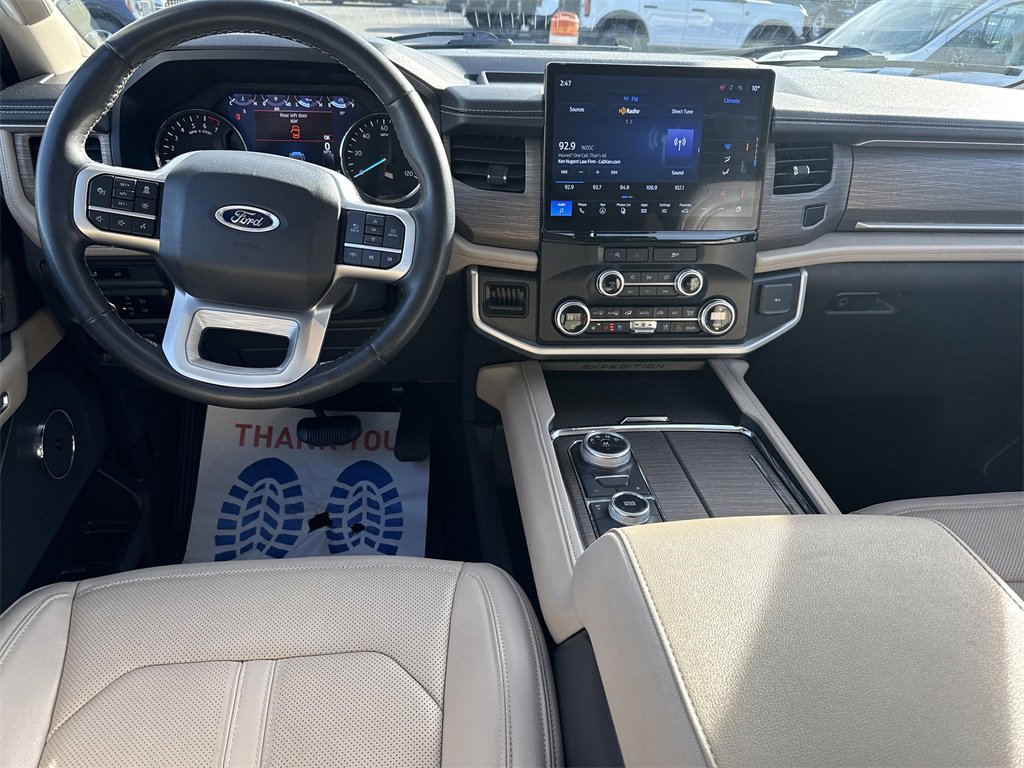 Used 2024 Ford Expedition Limited image 22