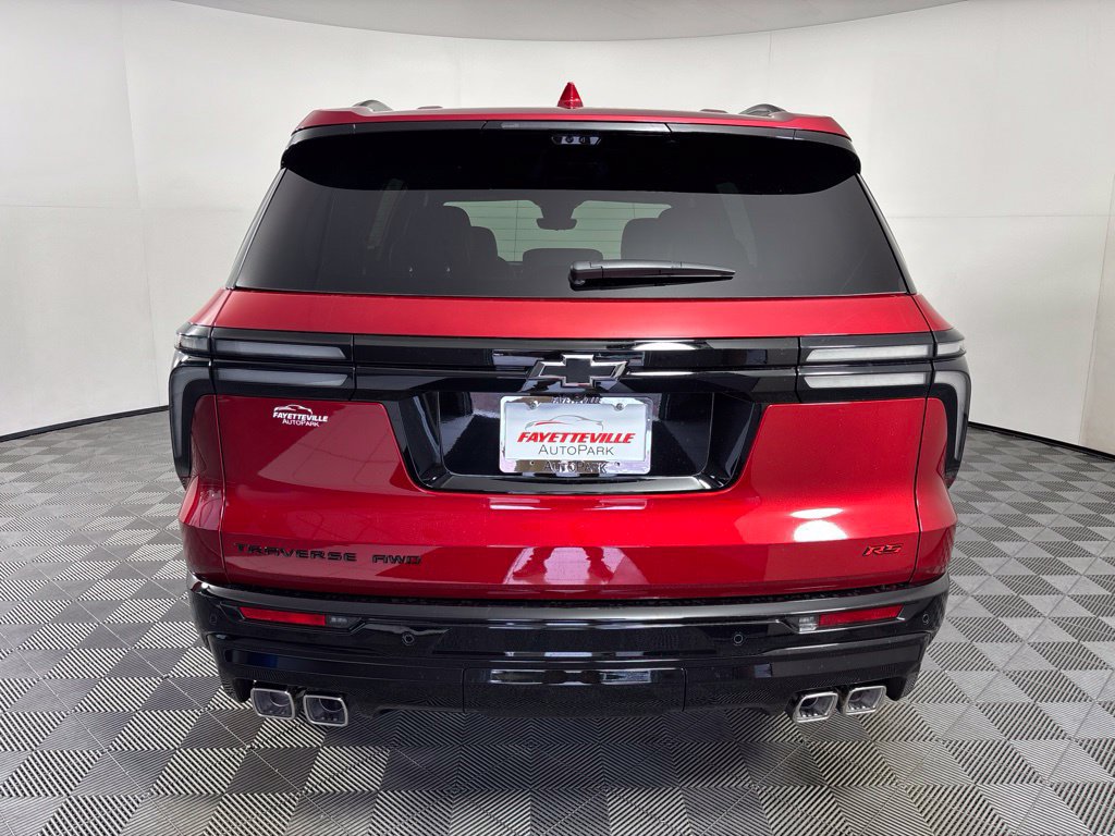 New 2027 Chevrolet Traverse RS w/ LPO, Floor Liner Package AWD/4WD image 4