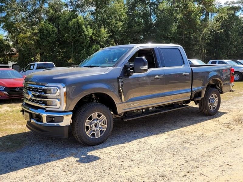 New 2026 Ford F350 Lariat w/ Lariat Premium Package image 3