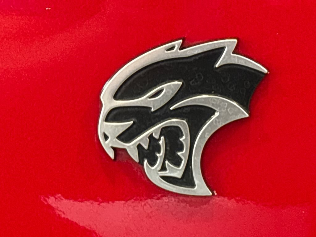 Used 2016 Dodge Challenger SRT Hellcat RWD image 37