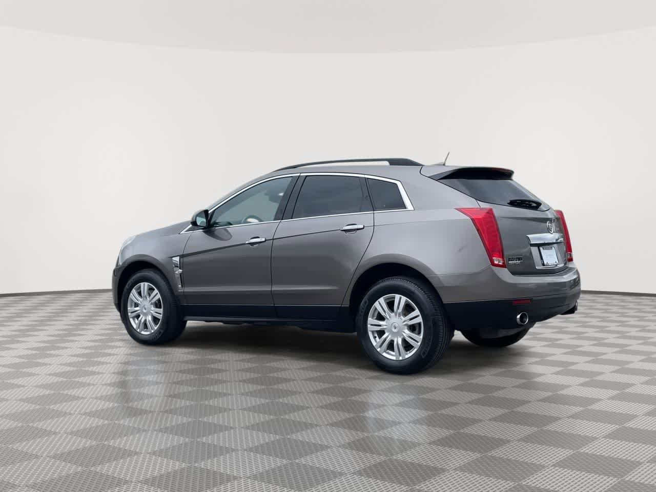 Used 2012 Cadillac SRX FWD image 6