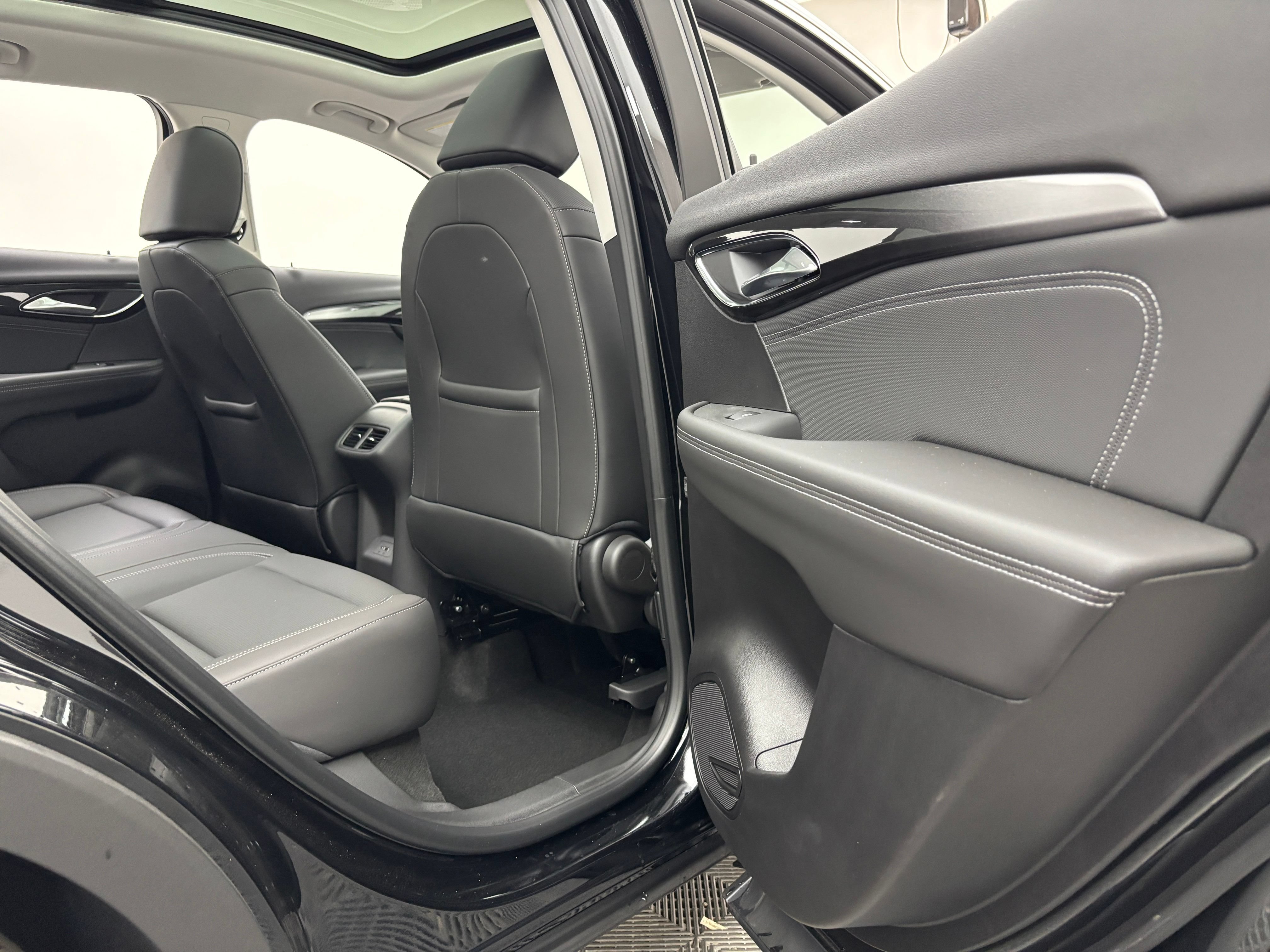New 2026 Buick Envision Preferred AWD/4WD image 36