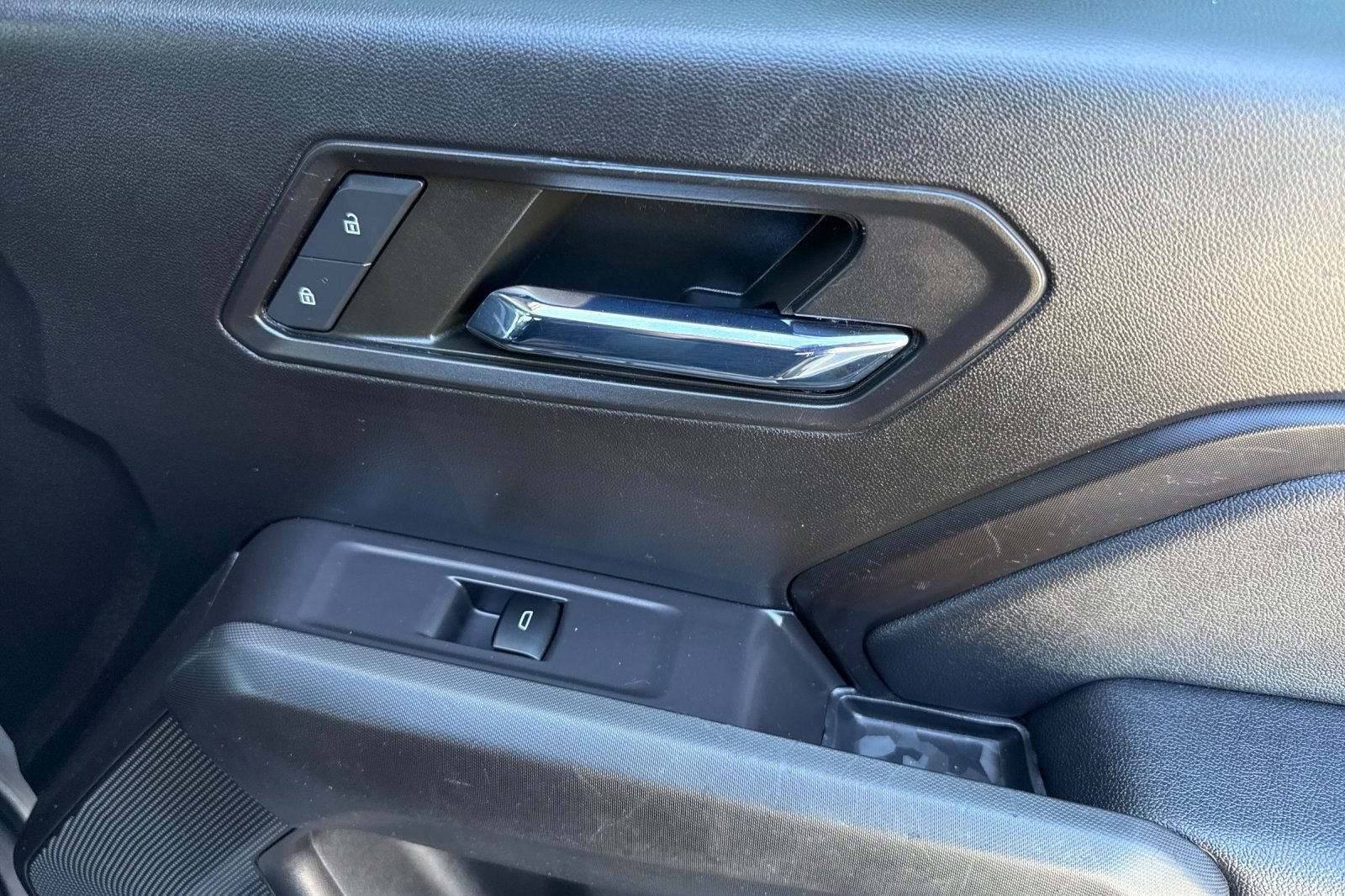 Used 2023 GMC Canyon Elevation w/ Elevation Premium Package RWD image 19