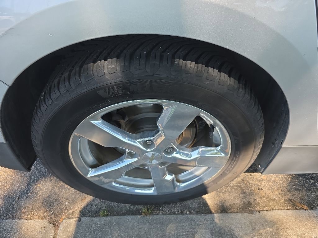 Used 2013 Chevrolet Volt Premium w/ Premium Trim Package FWD image 20