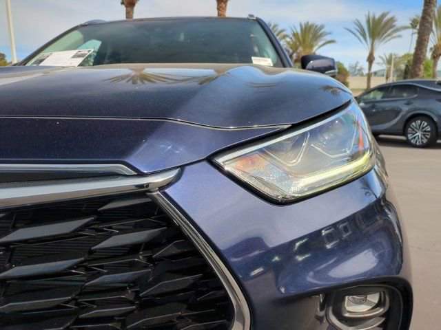 Used 2022 Toyota Highlander Platinum image 10