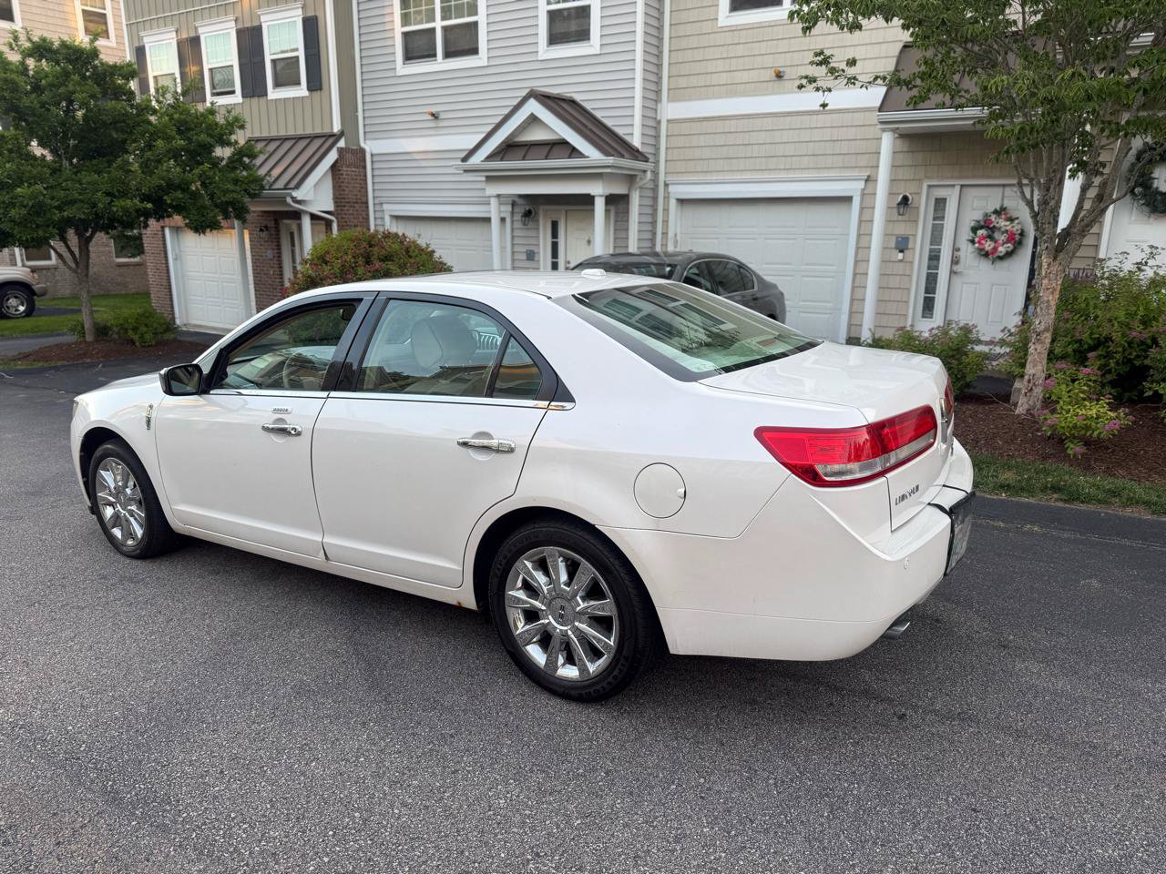 Used 2012 Lincoln MKZ AWD image 6