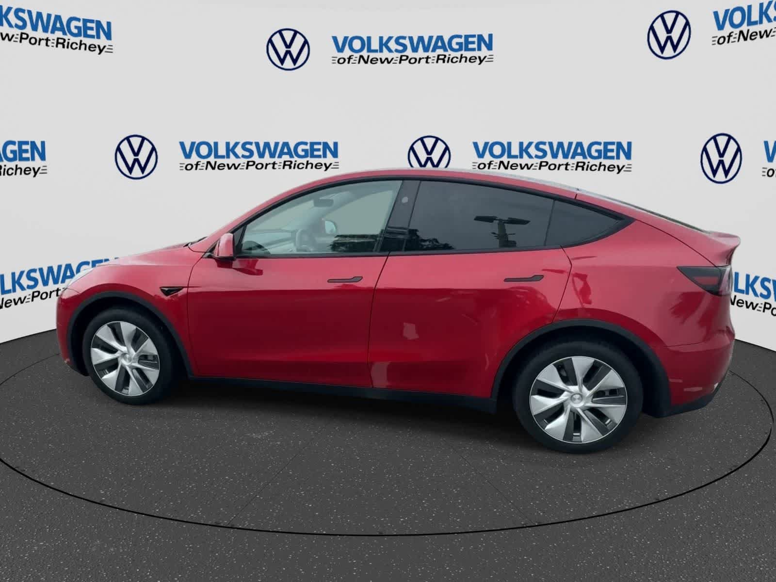 Used 2023 Tesla Model Y Long Range AWD/4WD image 5