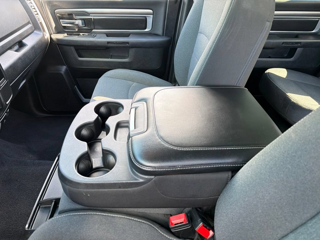 Used 2024 RAM 1500 Warlock AWD/4WD image 13