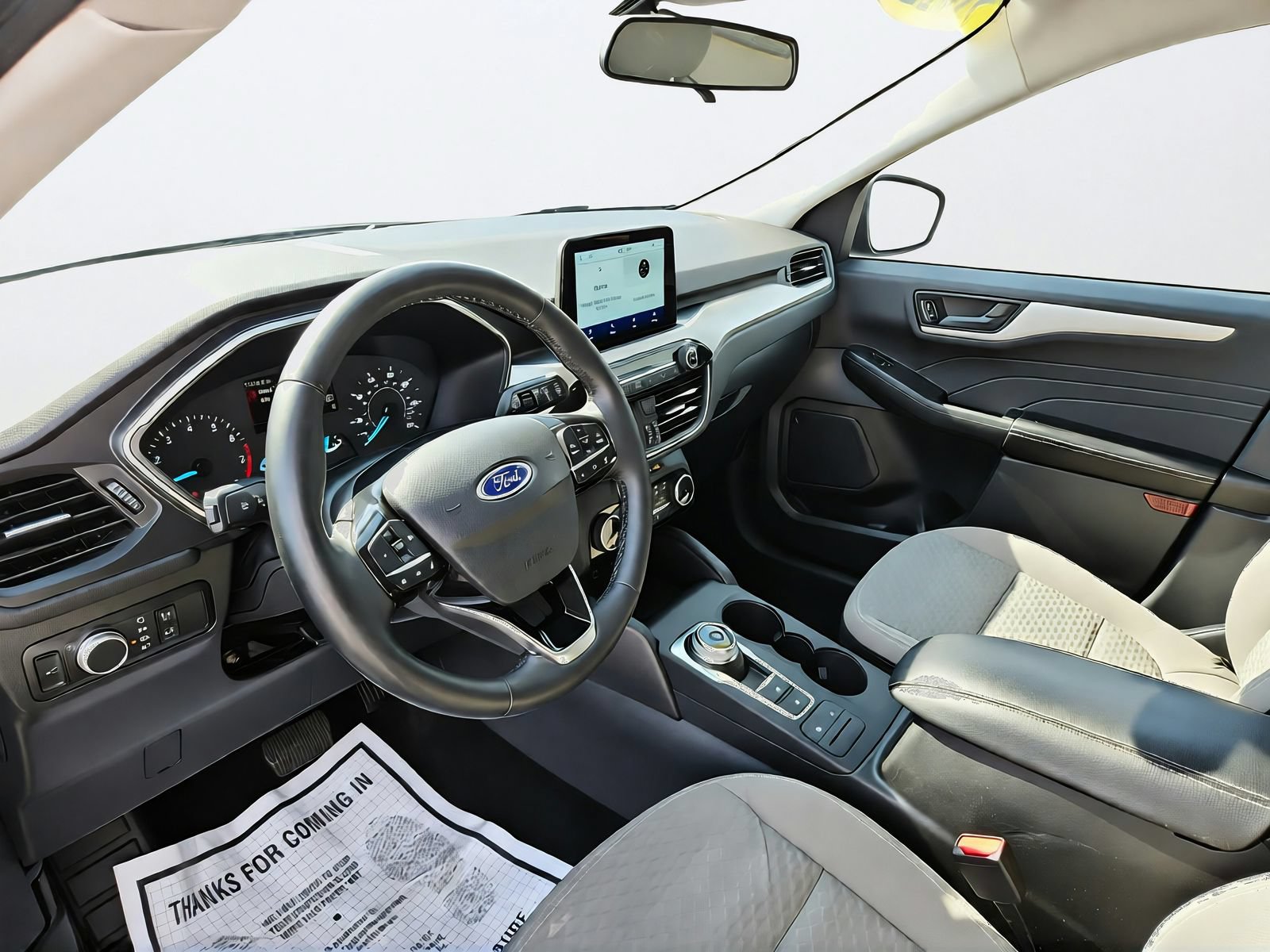 Used 2022 Ford Escape SE w/ Convenience Package FWD image 11