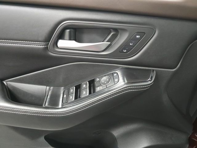 Used 2023 Nissan Rogue SL w/ SL Premium Package AWD/4WD image 24