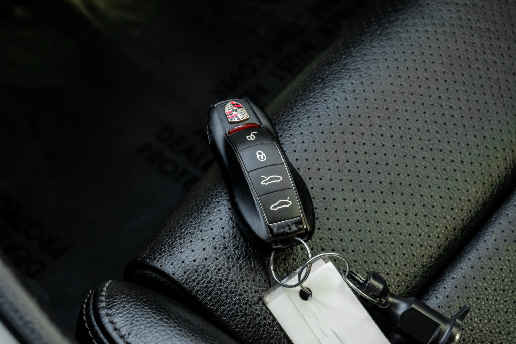 Used 2014 Porsche Cayman RWD image 52