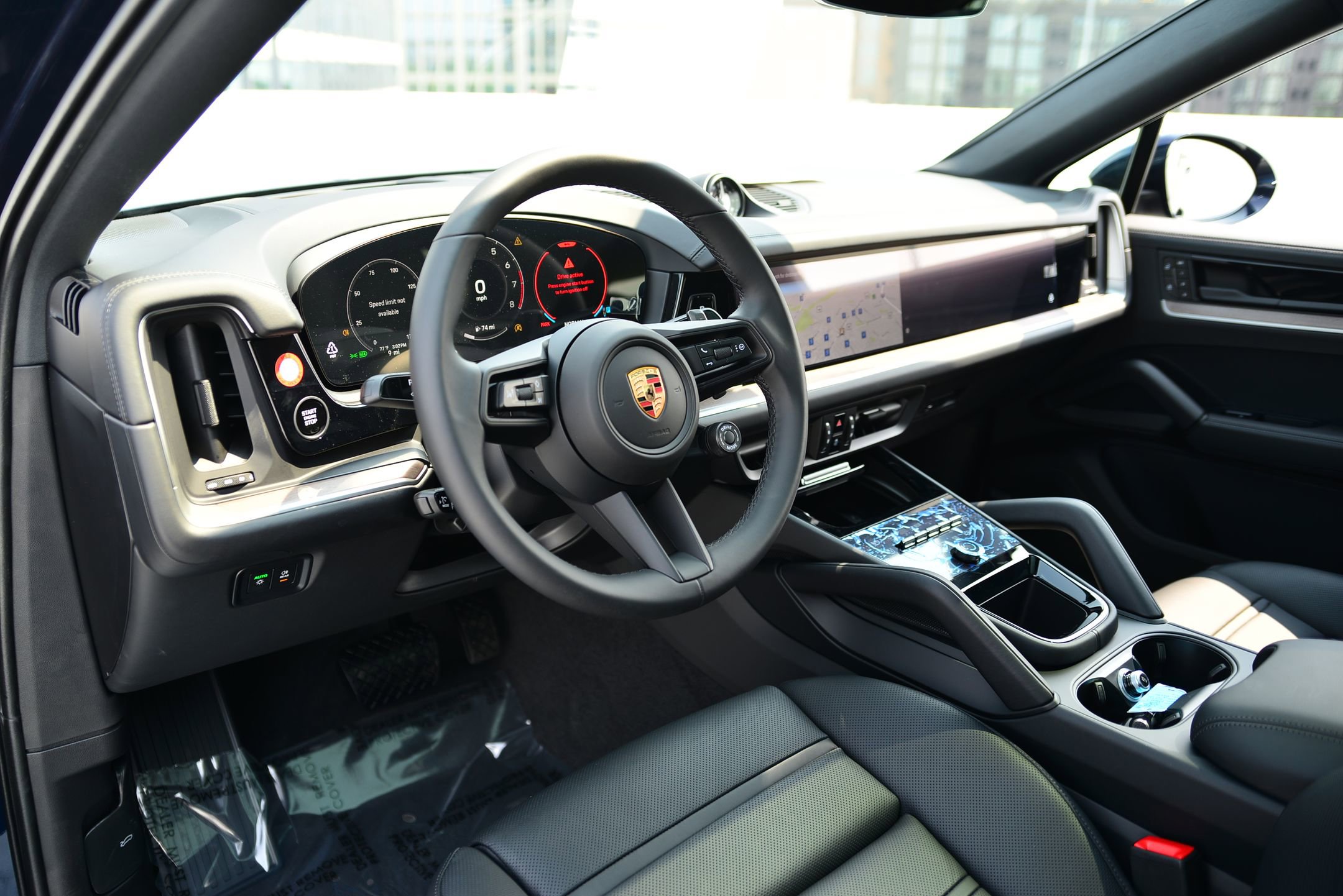 Certified 2026 Porsche Cayenne Coupe AWD image 30