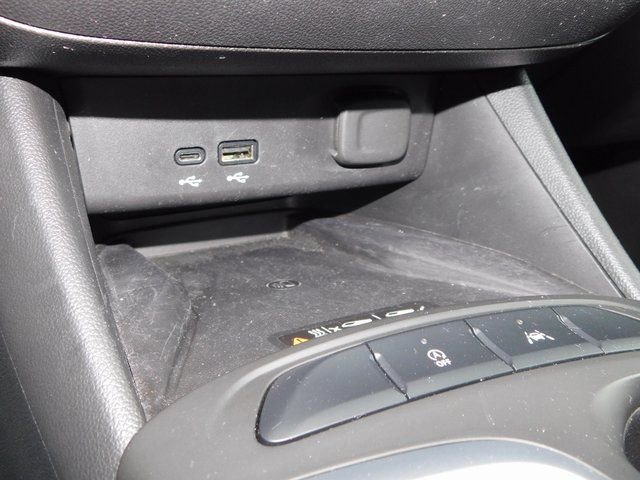 Used 2024 Buick Envista Preferred w/ Convenience I Package image 36