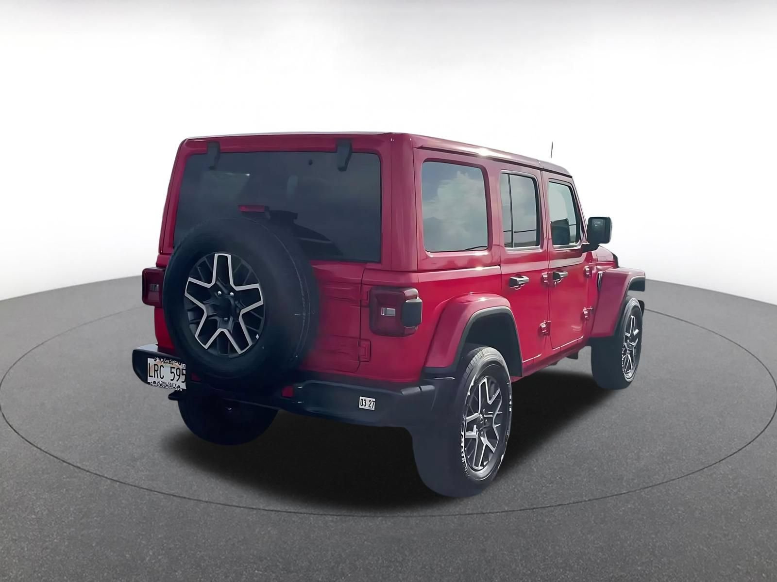 Used 2025 Jeep Wrangler Unlimited Sahara AWD/4WD image 13