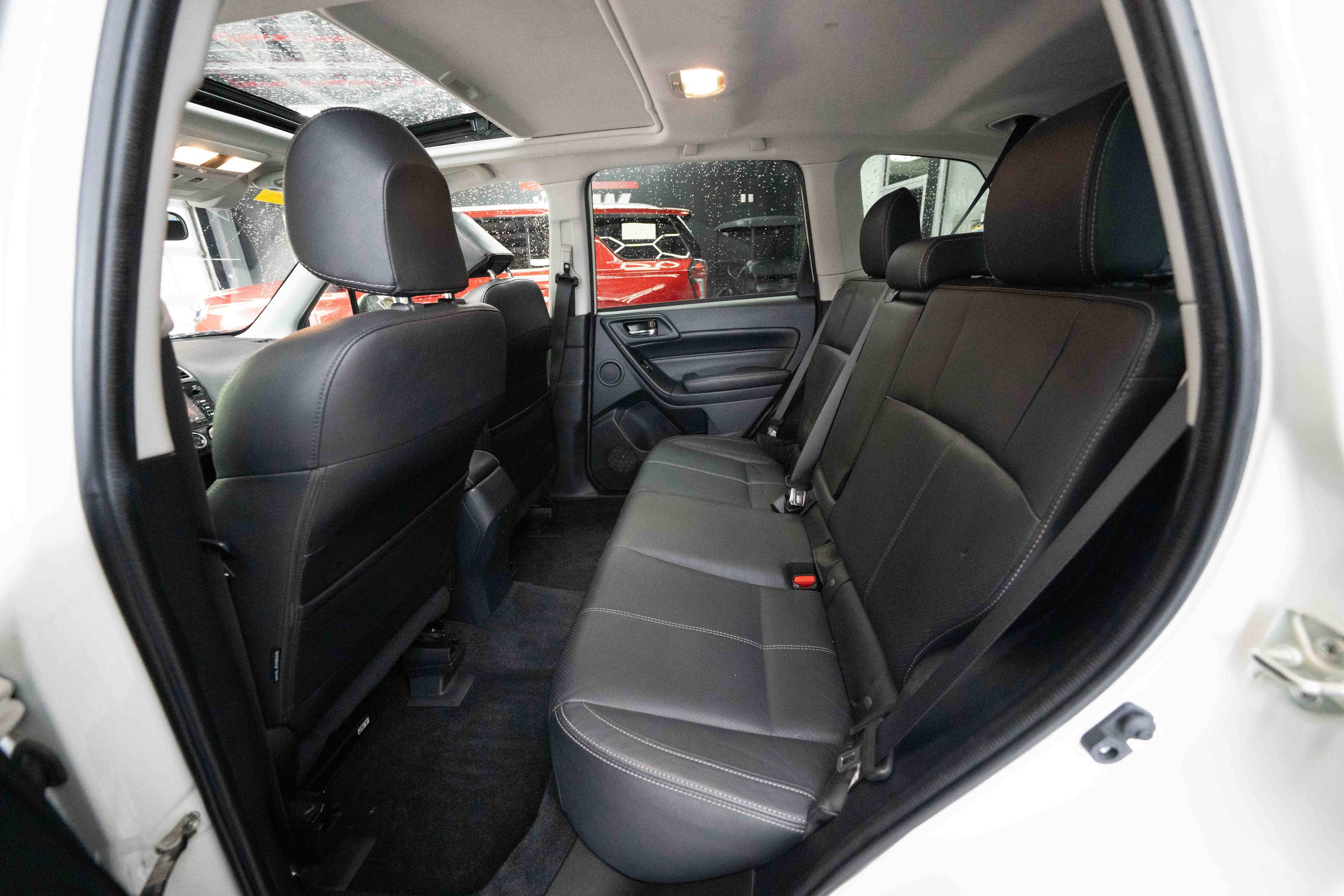 Used 2018 Subaru Forester 2.5i Touring AWD/4WD image 23