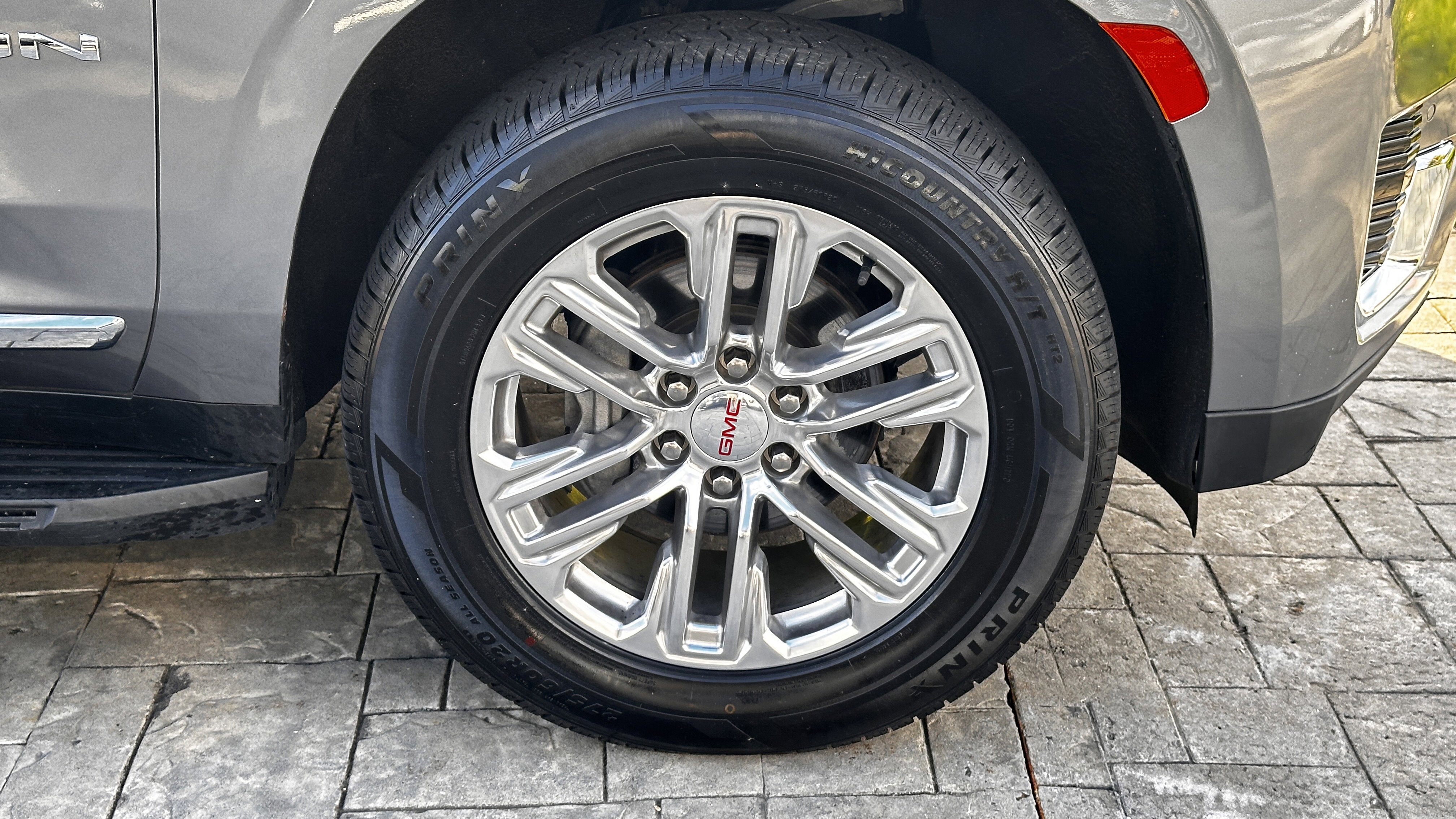 Used 2022 GMC Yukon SLT image 18