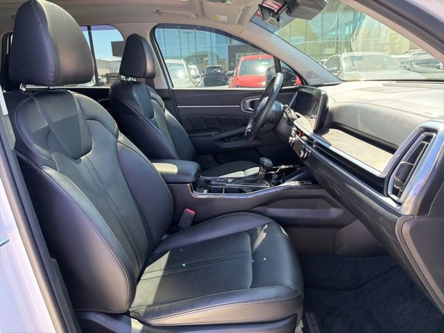 Used 2024 Kia Sorento SX image 32