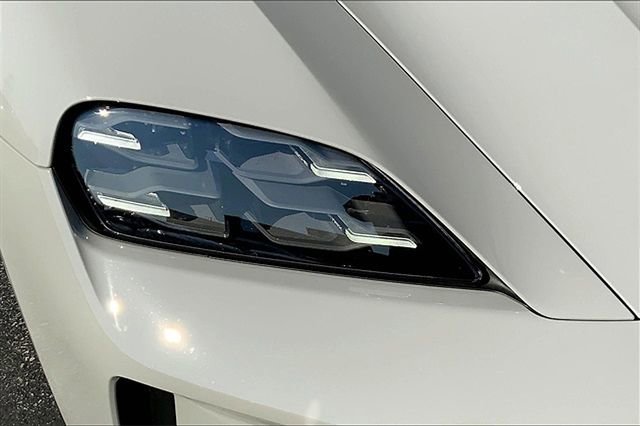 New 2025 Porsche Taycan RWD image 18