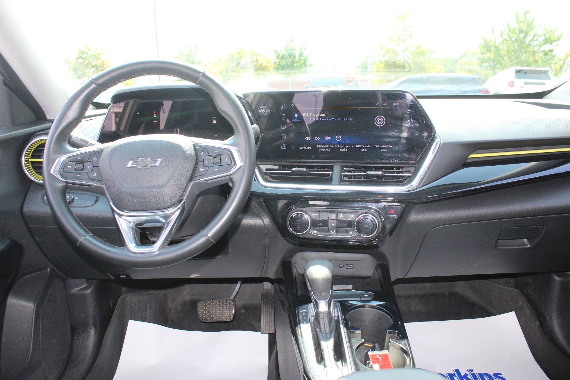 Used 2025 Chevrolet Trax ACTIV w/ Driver Confidence Package FWD image 23