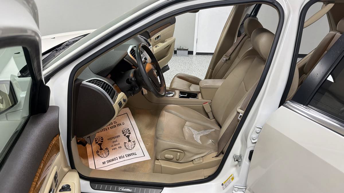 Used 2007 Cadillac SRX RWD image 11