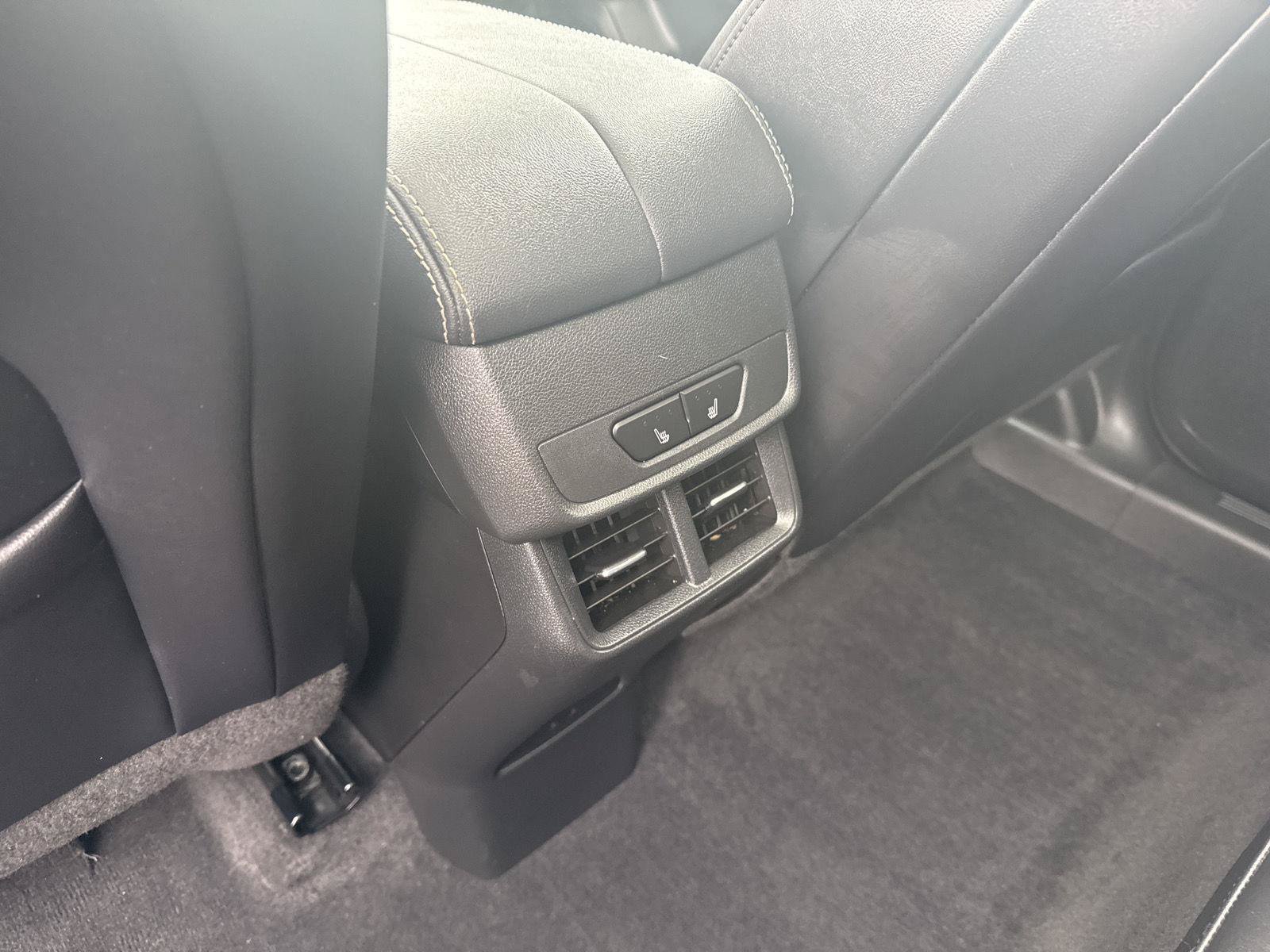 Used 2026 GMC Terrain Elevation w/ Elevation Premium Package AWD/4WD image 12