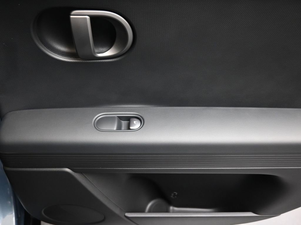 New 2026 Hyundai Ioniq 5 SEL image 16