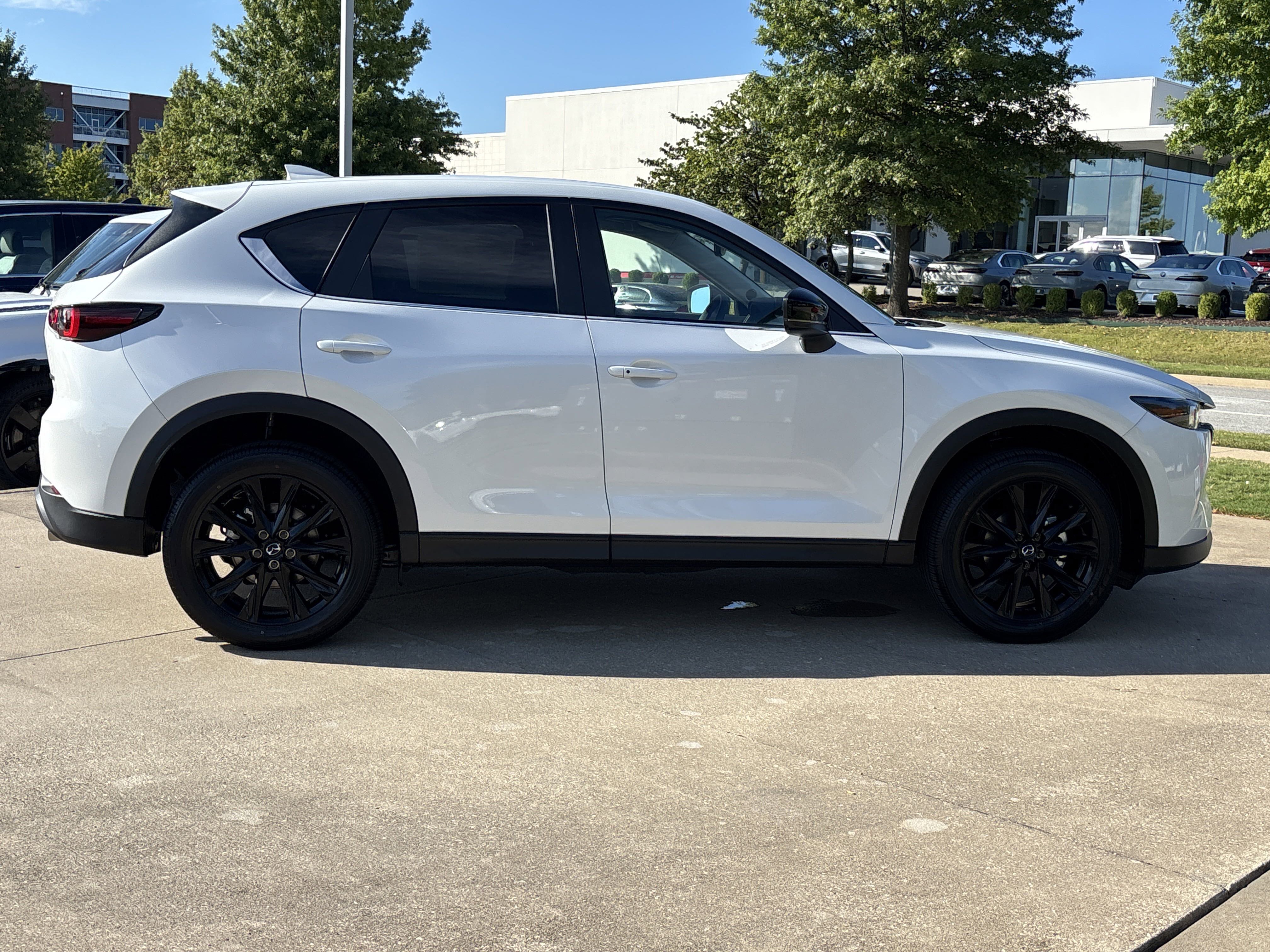 New 2025 MAZDA CX-5 Carbon Edition image 2