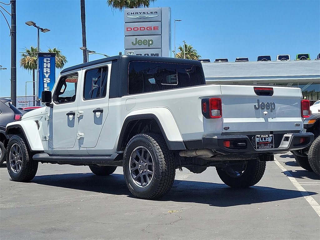 Used 2022 Jeep Gladiator Overland w/ Trailer Tow Package image 2