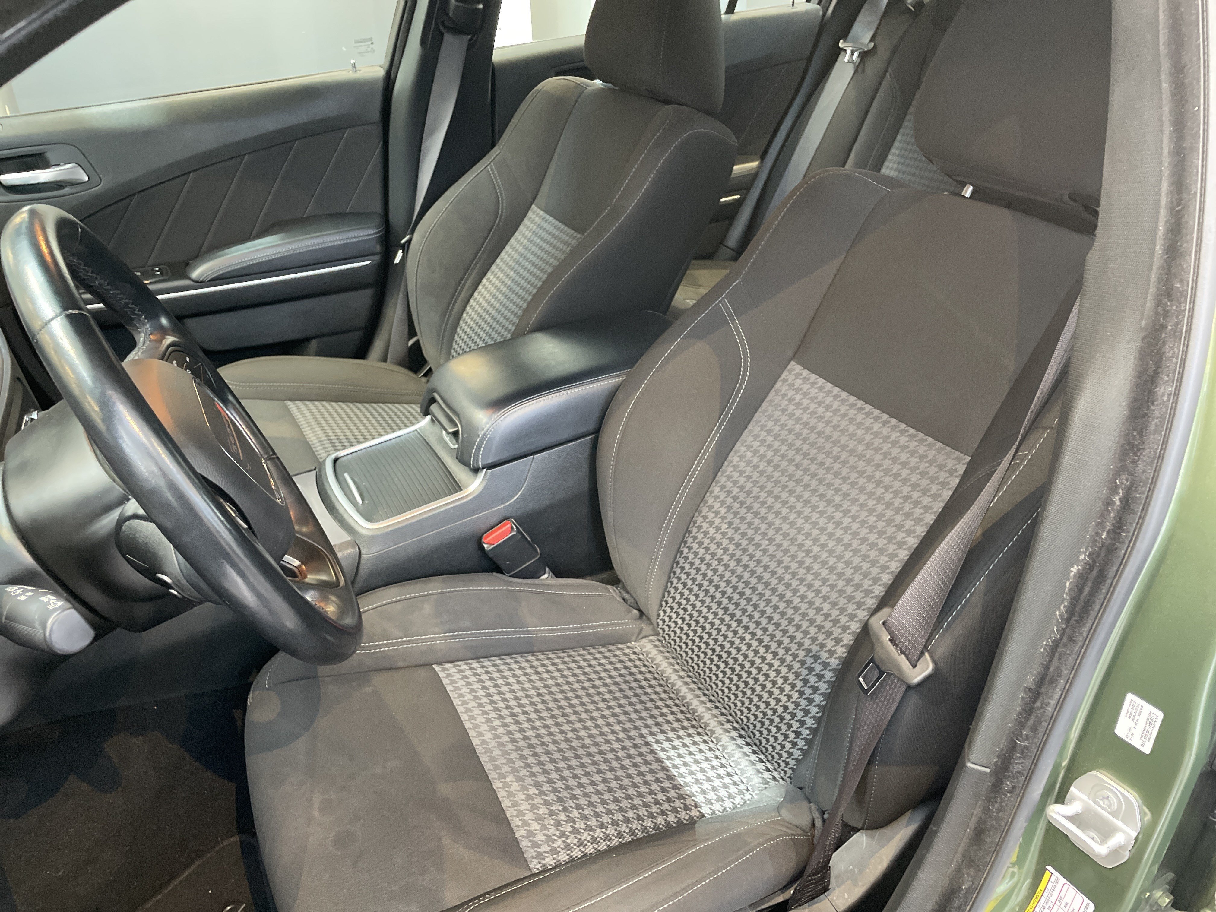 Used 2023 Dodge Charger SXT RWD image 21