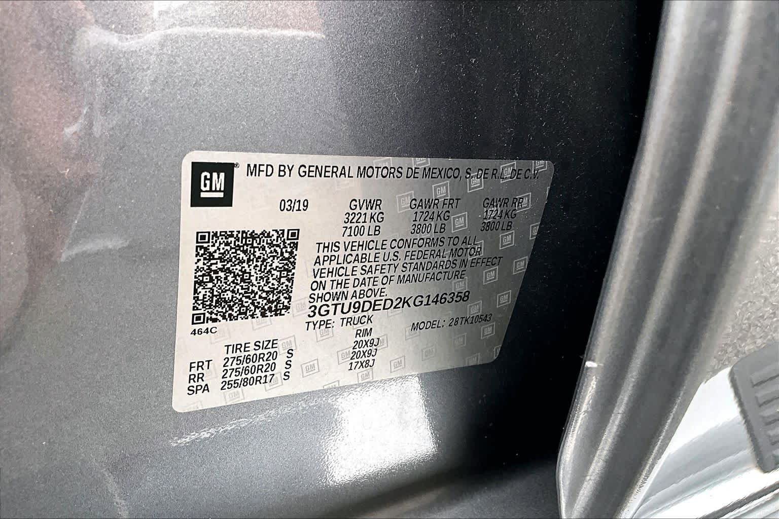 Used 2019 GMC Sierra 1500 SLT w/ SLT Premium Plus Package AWD/4WD image 32