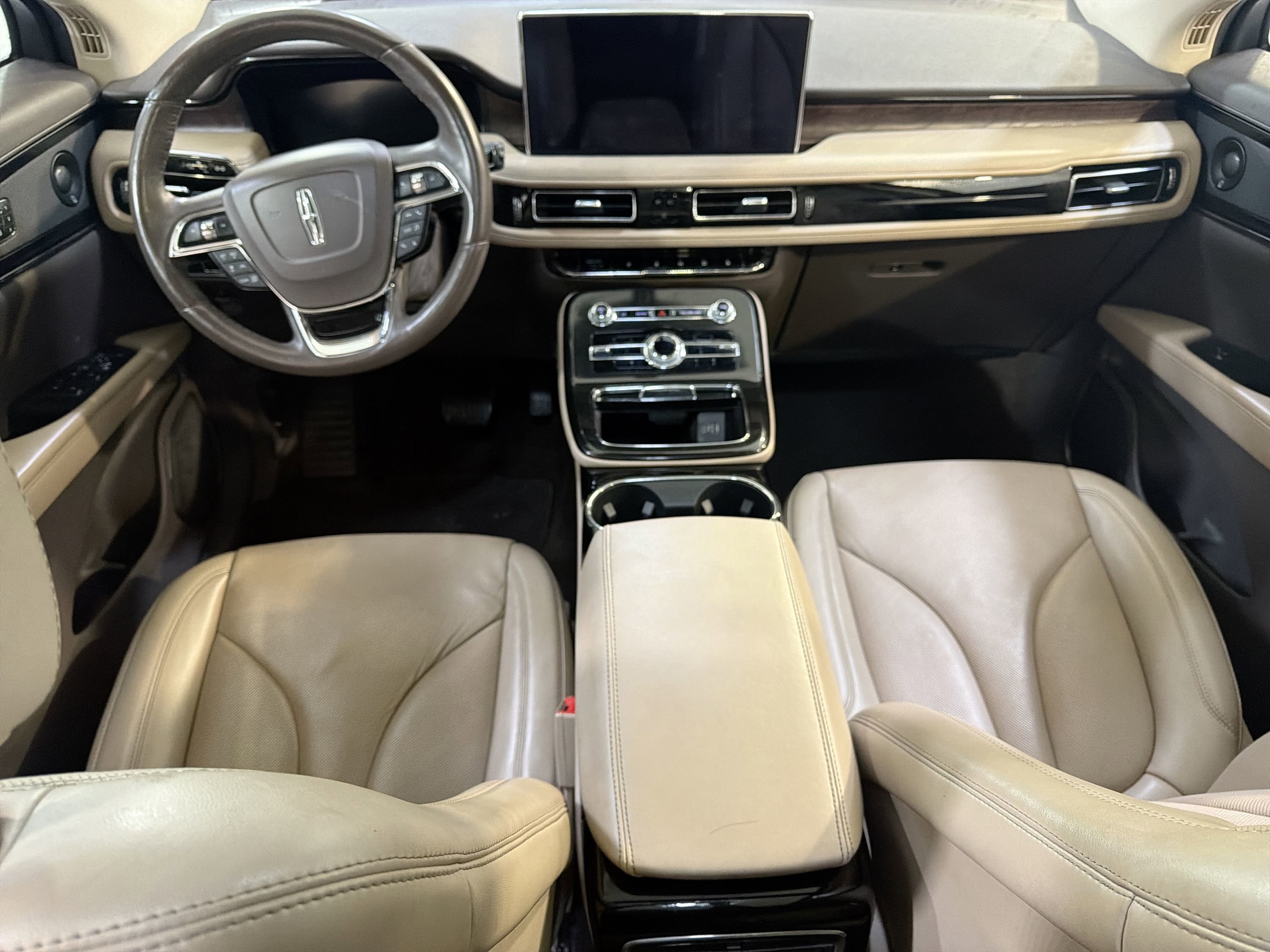 Used 2022 Lincoln Nautilus Reserve w/ Equipment Group 201A AWD/4WD image 22