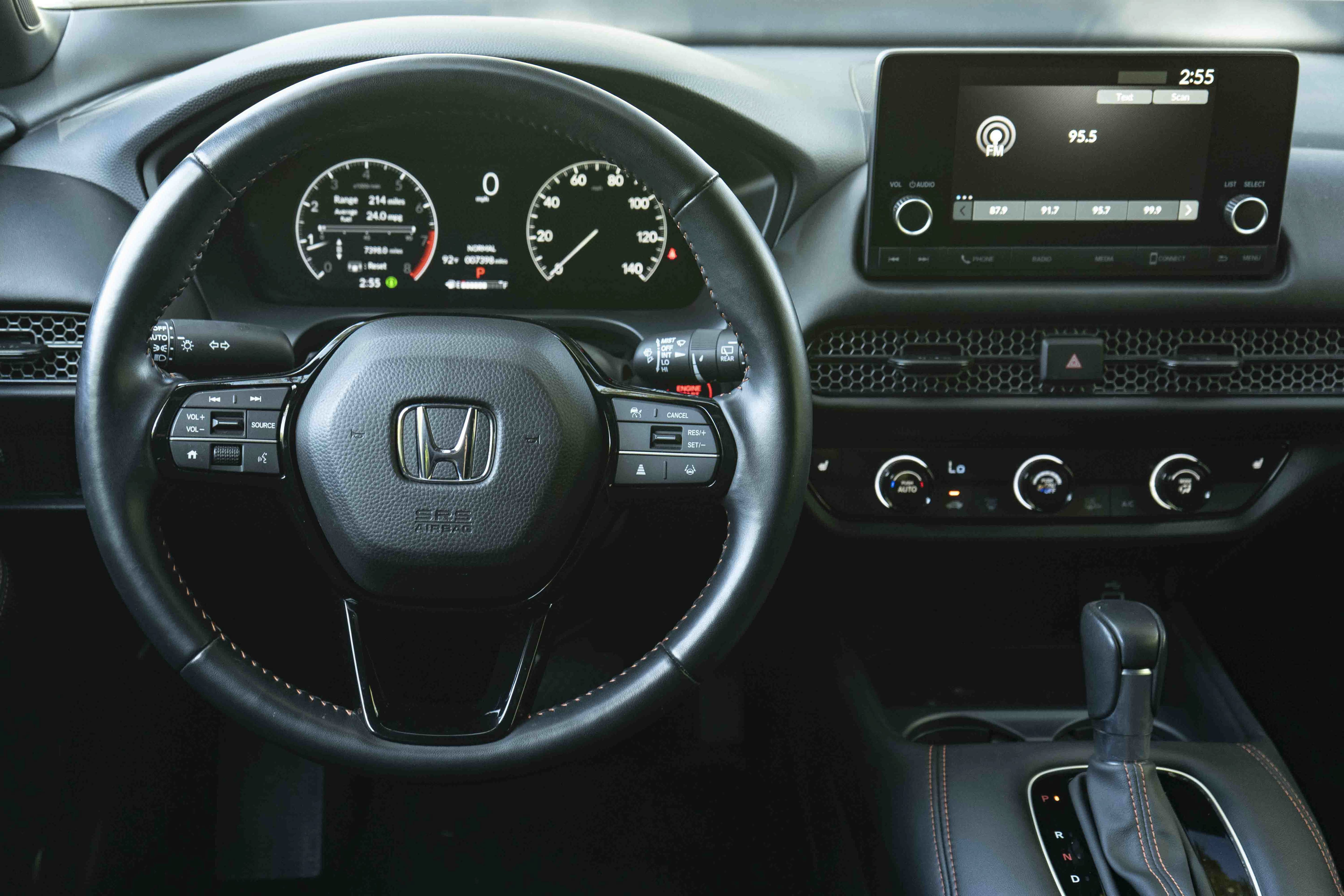 Certified 2025 Honda HR-V Sport image 19