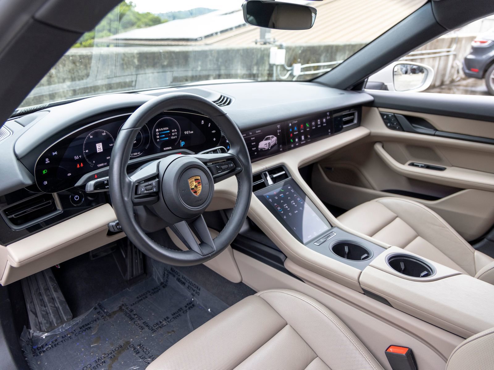 Certified 2022 Porsche Taycan 4S AWD/4WD image 4