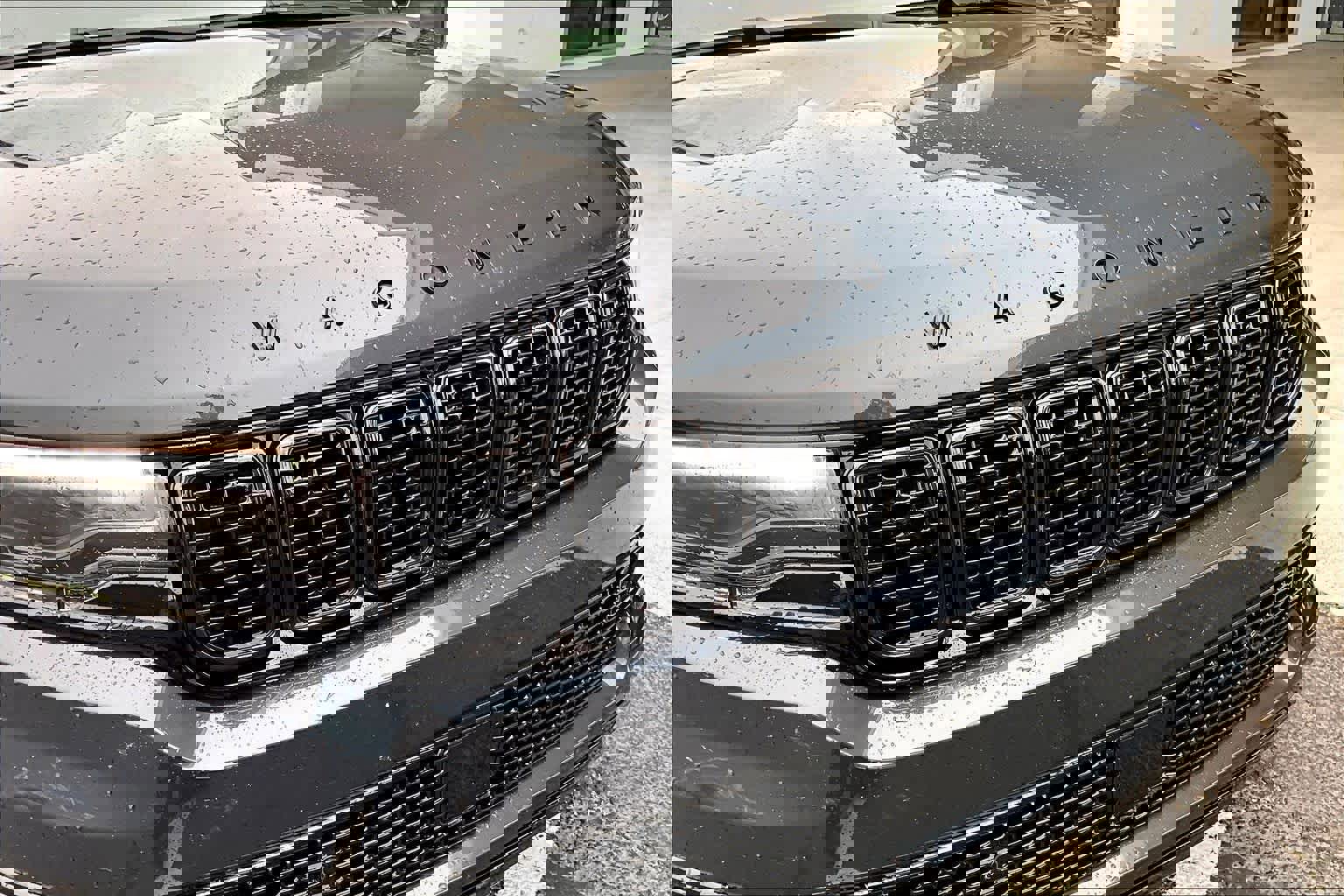 Used 2023 Jeep Wagoneer Series II image 30