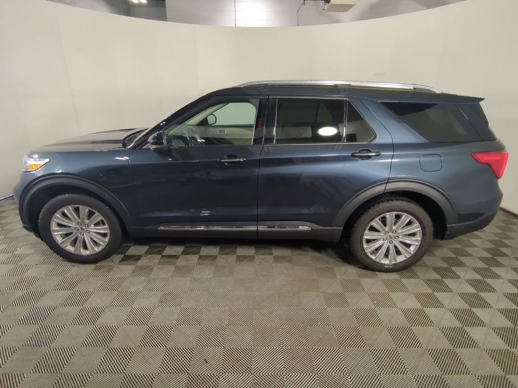 Used 2023 Ford Explorer Limited w/ Equipment Group 301A image 7