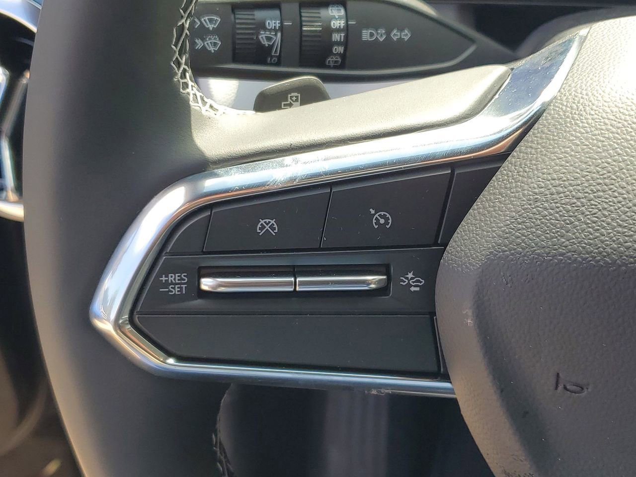 New 2025 Chevrolet Equinox EV LT FWD image 20
