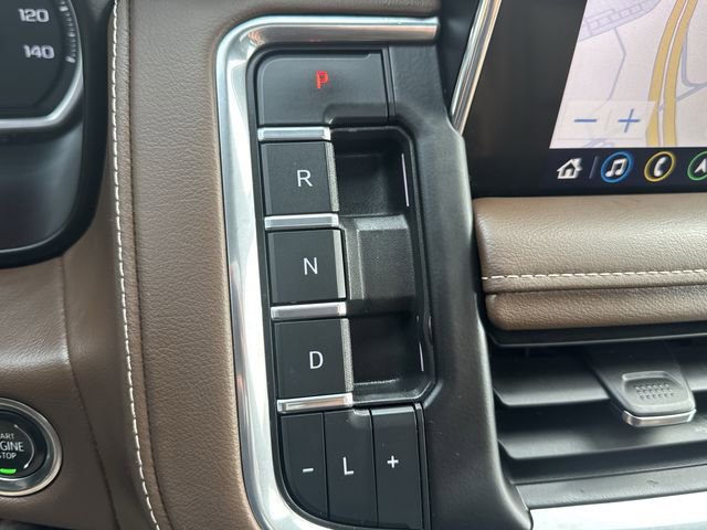 Certified 2021 Chevrolet Suburban High Country w/ Premium Package image 16