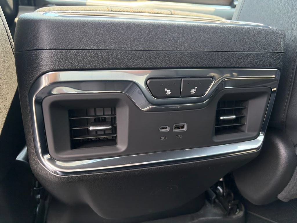 New 2026 Chevrolet Silverado 1500 High Country AWD/4WD image 7