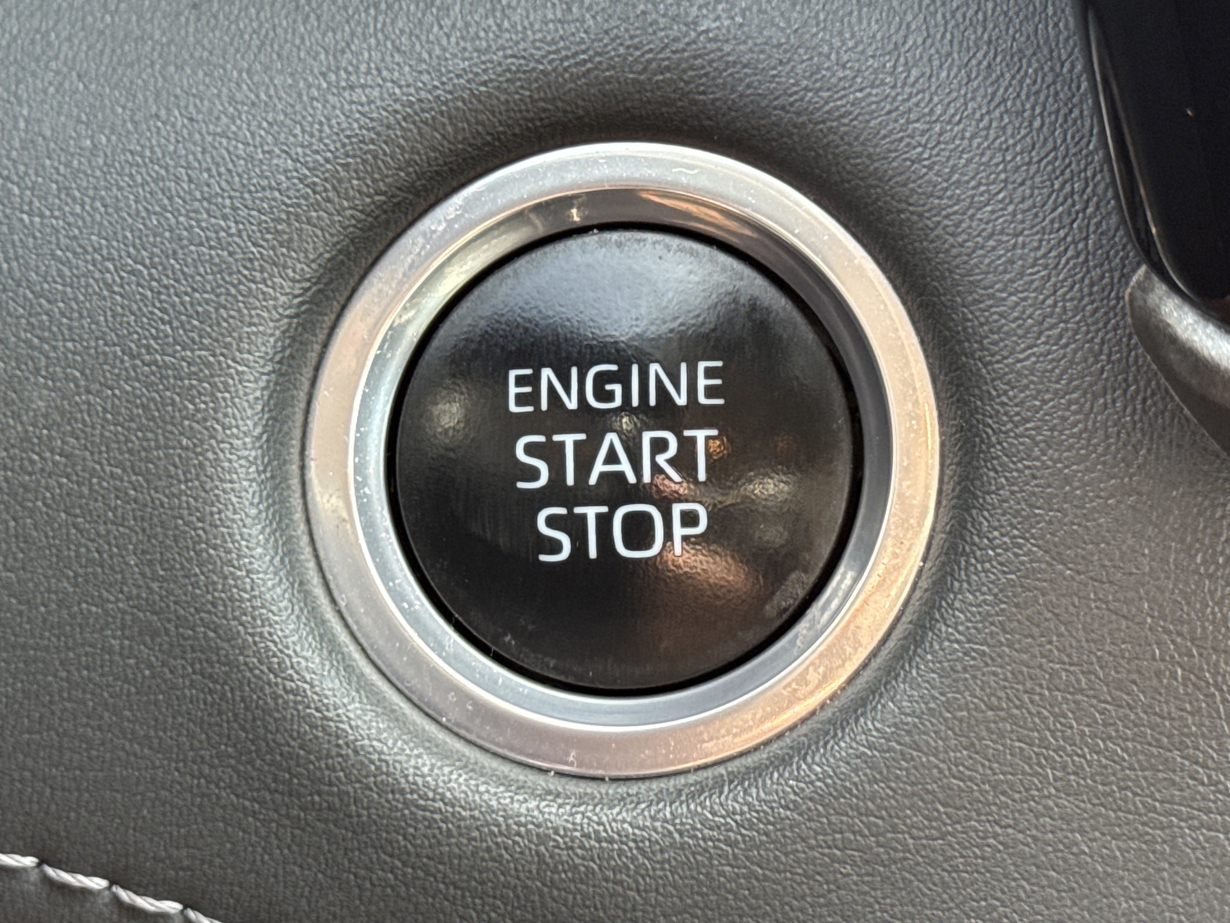 Used 2024 Toyota Highlander LE image 22