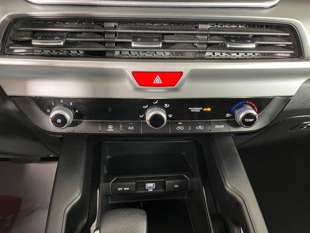 Used 2020 Kia Telluride LX AWD/4WD image 32