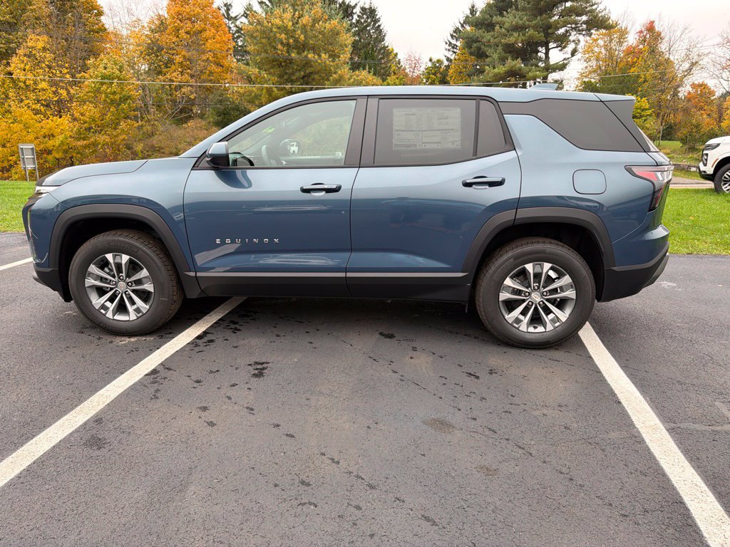 New 2027 Chevrolet Equinox LT AWD/4WD image 6