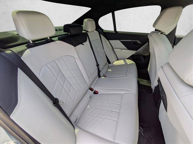 Certified 2025 BMW i5 eDrive40i w/ M Sport Package RWD image 21